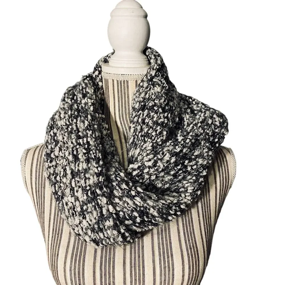 NY & CO Gray White Marbled Multi Color Short Loop Knit Scarf Women